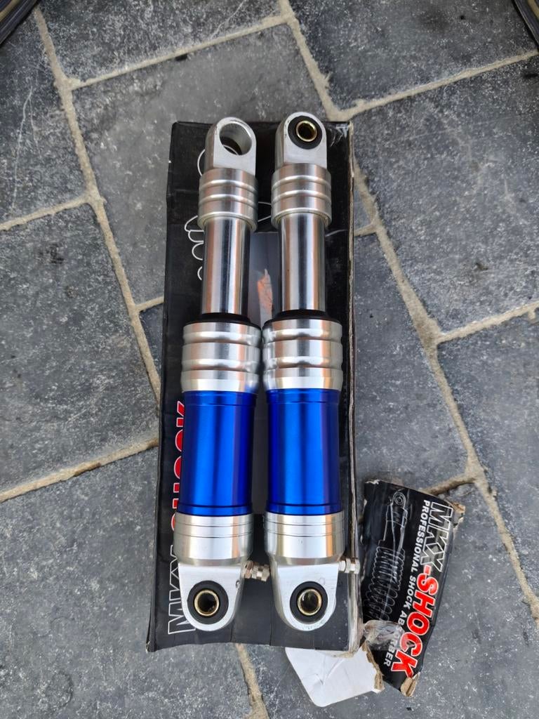 Achterveringen honda camino en andere, Fietsen en Brommers, Brommeronderdelen | Algemeen, Ophalen