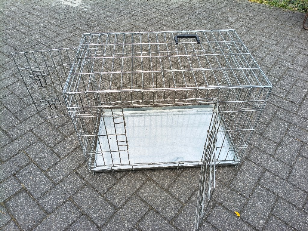 HONDENBENCH, Ophalen, Zo goed als nieuw