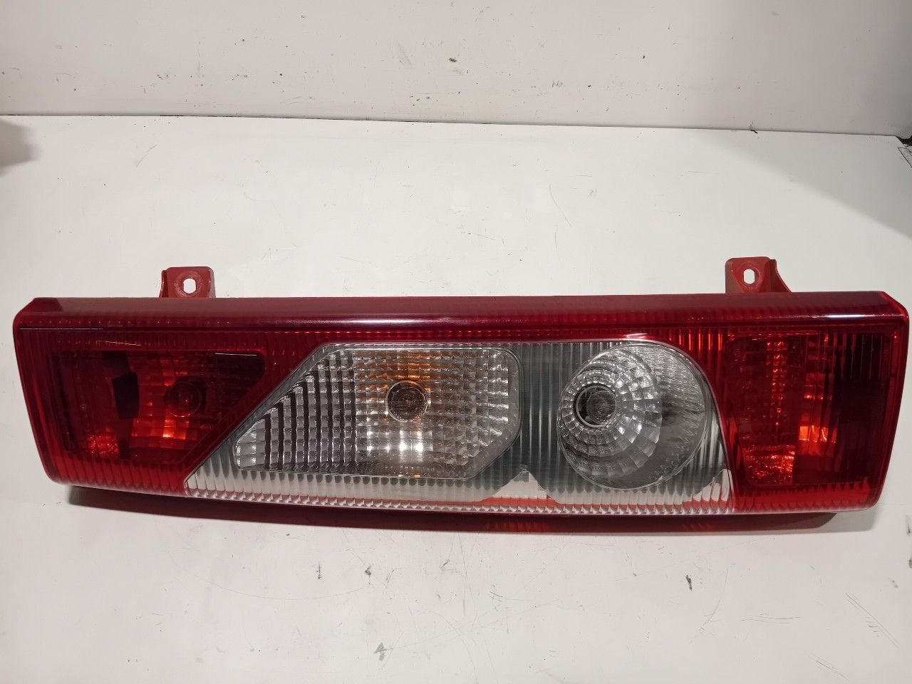 Achterlicht links buiten Citroën Jumpy, Auto-onderdelen, Onderdelen@venauto.nl, Van der Ven Autorecycling B.V., Gebruikt, Ettenseweg 76, 4706 PB Roosendaal, The Netherlands