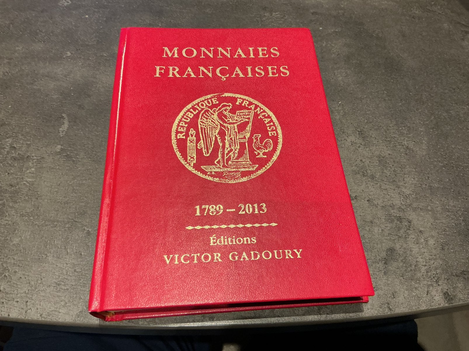 Frankrijk muntcatalogus 1789 - 2013, Boeken, Esoterie en Spiritualiteit, Ophalen of Verzenden, Zo goed als nieuw