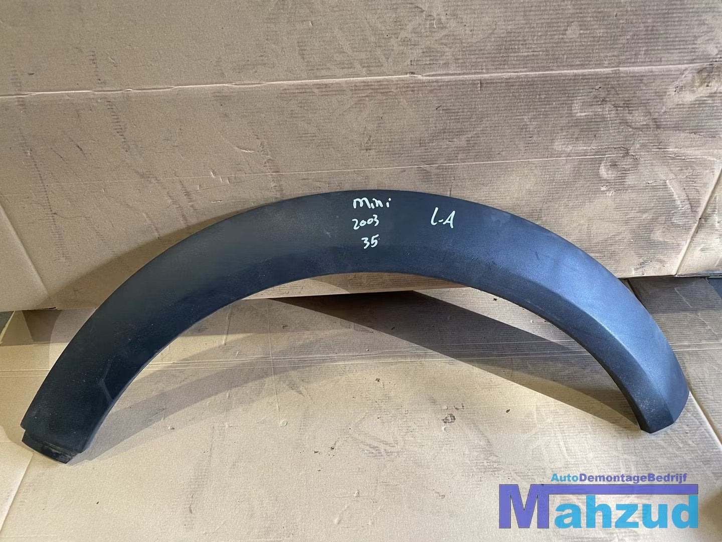MINI COOPER ONE R50 R52 R53 Links achter stootstrip sierlijs, Auto-onderdelen, Carrosserie, Gebruikt, Customer.service@mini.co.uk