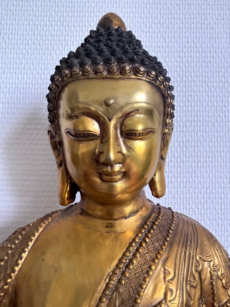 Rare Grand Bouddha Bronze Doré Signé du Tibet, Antiquités & Art, Enlèvement ou Envoi