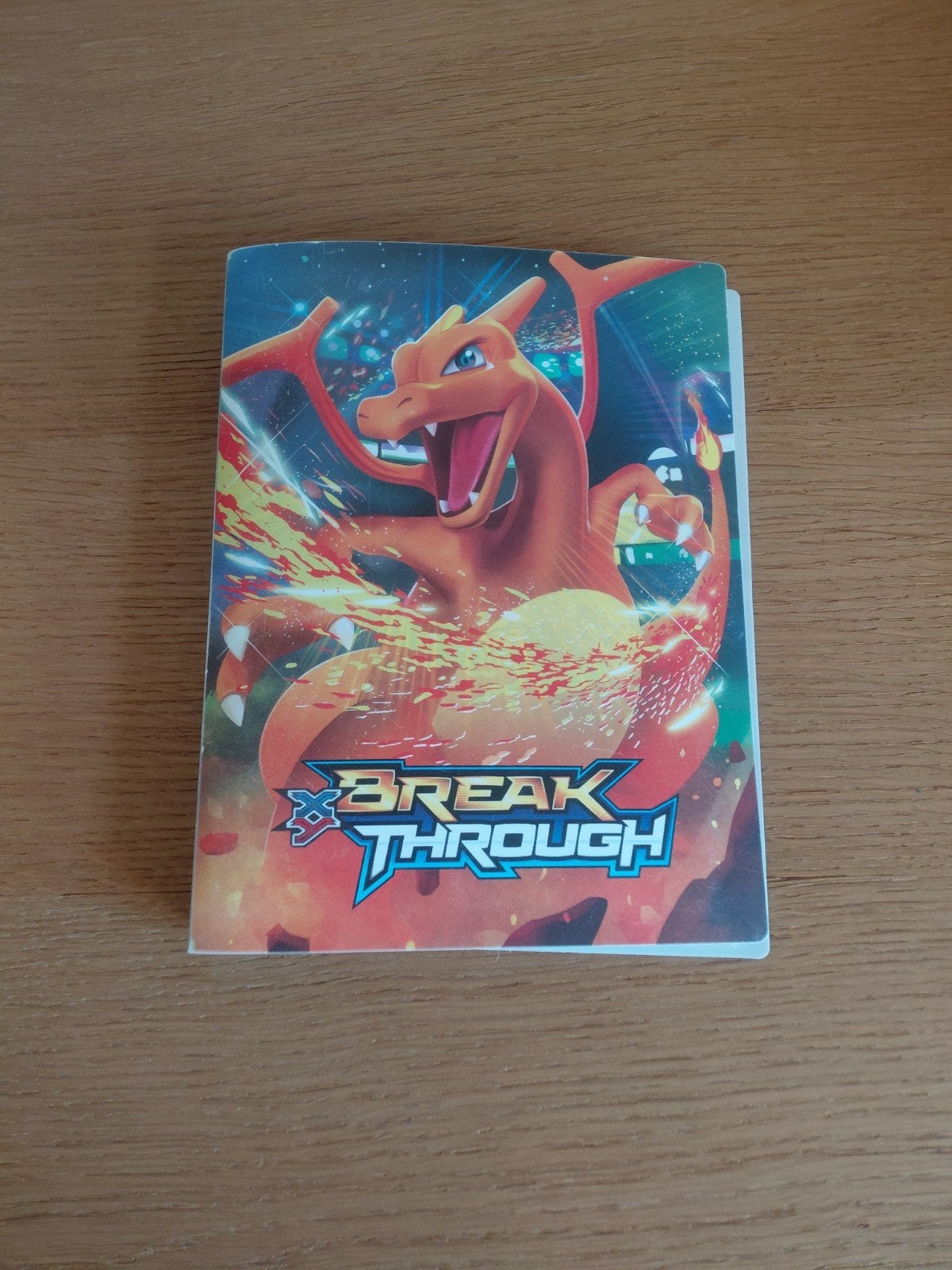pokemon verzamelmap, Hobby en Vrije tijd, Verzamelkaartspellen | Yu-gi-Oh!, Ophalen of Verzenden, Gebruikt