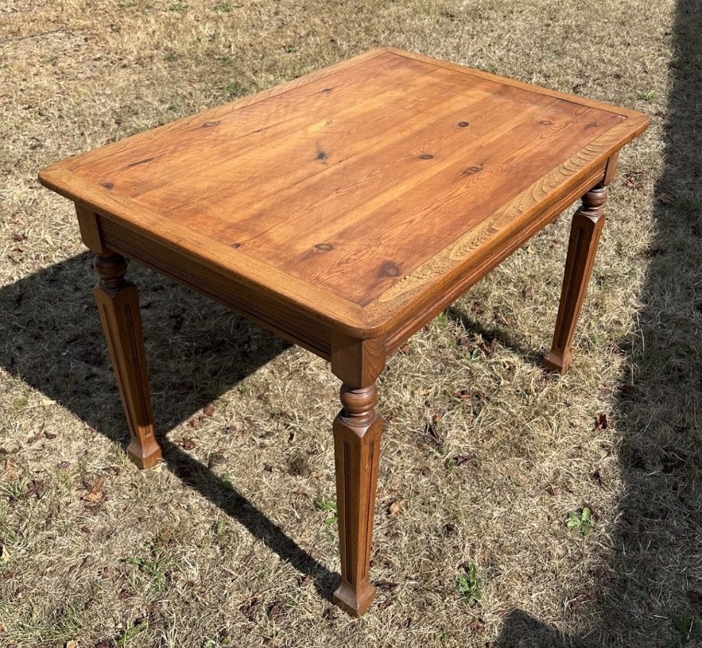 table ancienne 1940, Enlèvement