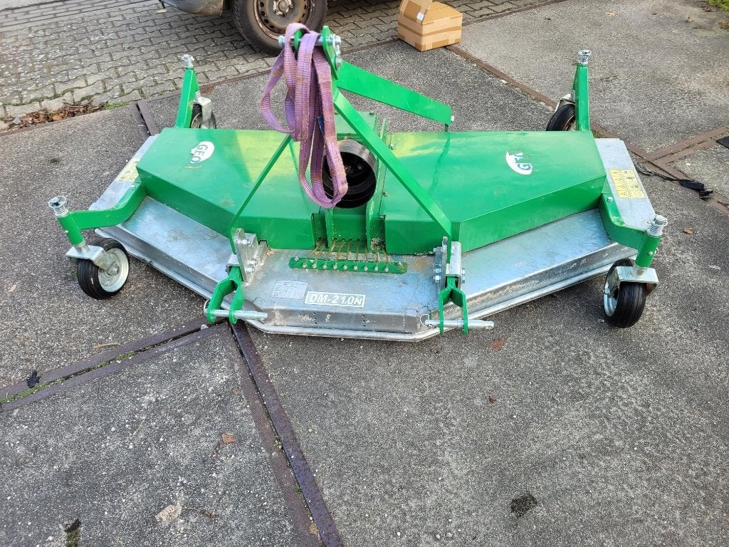 Weidebloter Geo dm 210, Tuin en Terras, Ophalen, Zo goed als nieuw