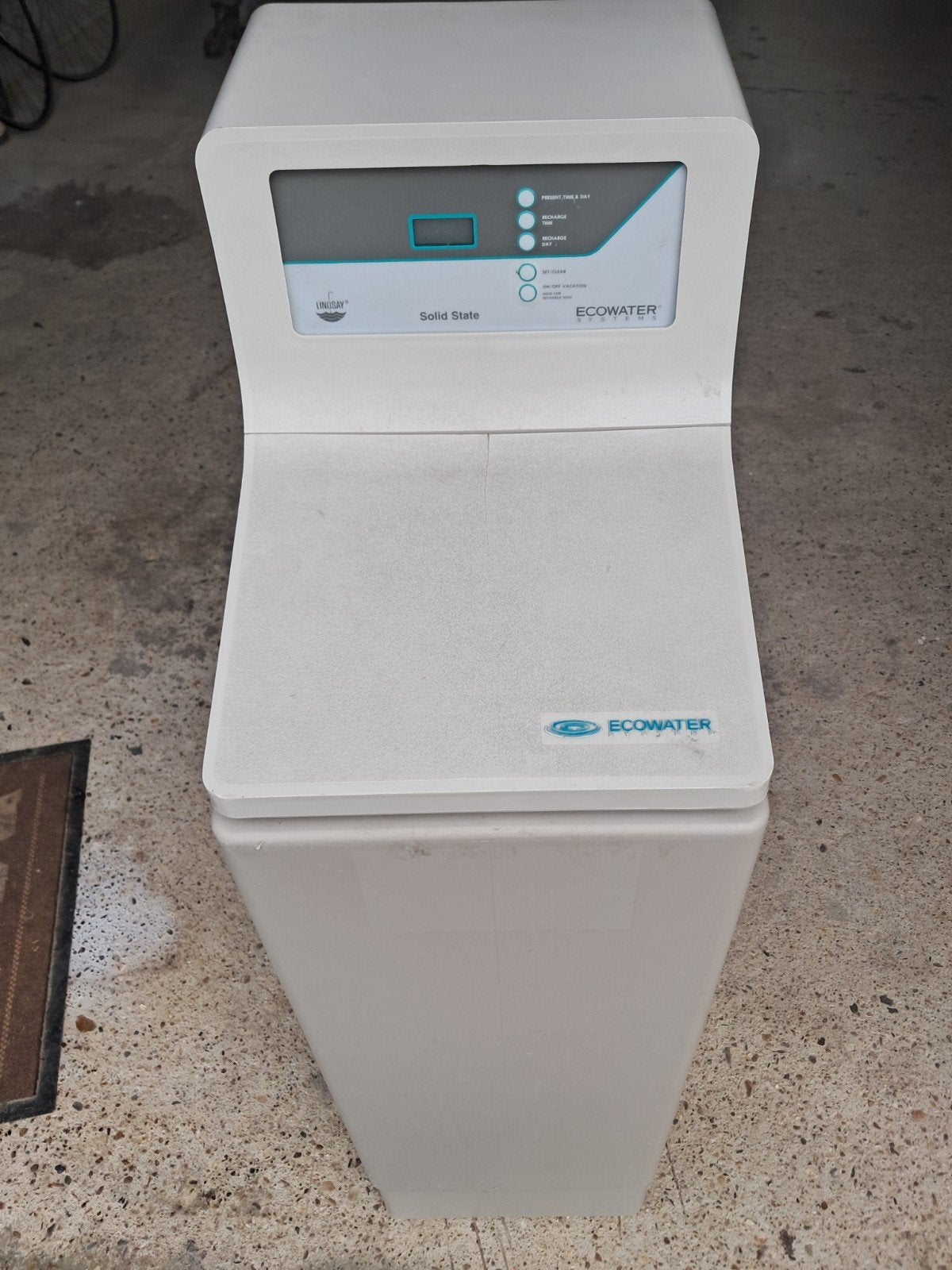 waterontharder 22l harsinhoud0, Elektronische apparatuur, Ophalen of Verzenden, Zo goed als nieuw, Waterontharder met zout