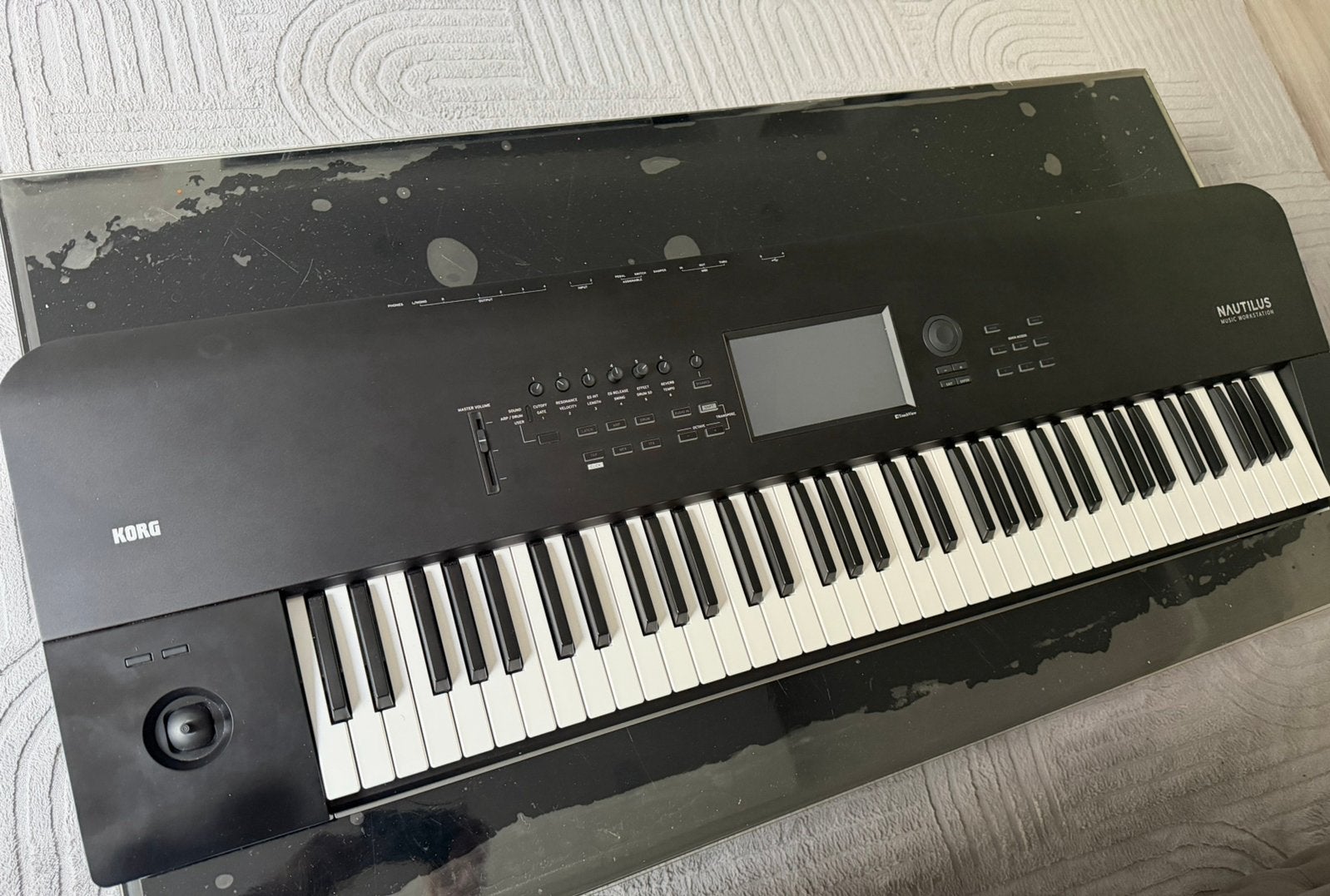 Korg nautilus 73, Musique & Instruments, Synthétiseurs, Comme neuf, Korg, Enlèvement