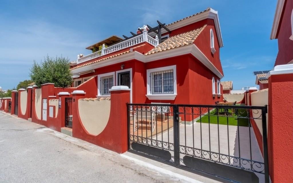 Gerenoveerde half-open duplex woning/Villamartín, Immo, Woonhuis, 3 kamers, Overige, Villamartín, Orihuela Costa