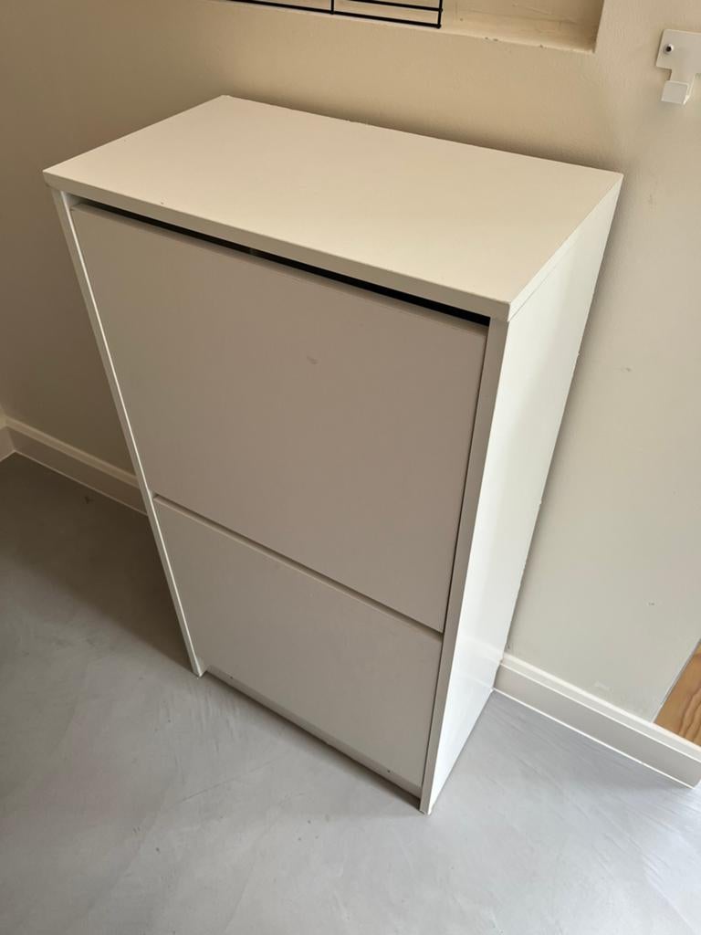 Schoenenkast ( 2 units beschikbaar), Huis en Inrichting, Kasten | Schoenenkasten, Ophalen, Zo goed als nieuw