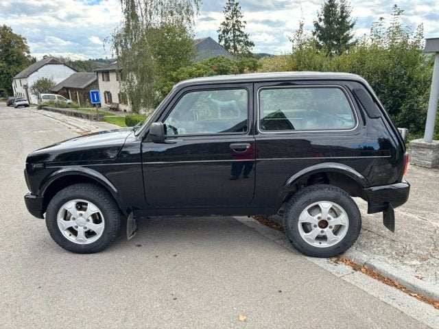 Lada Niva Niva 1.7i, Auto's, 4 zetels, Stof, Niva, Euro 6