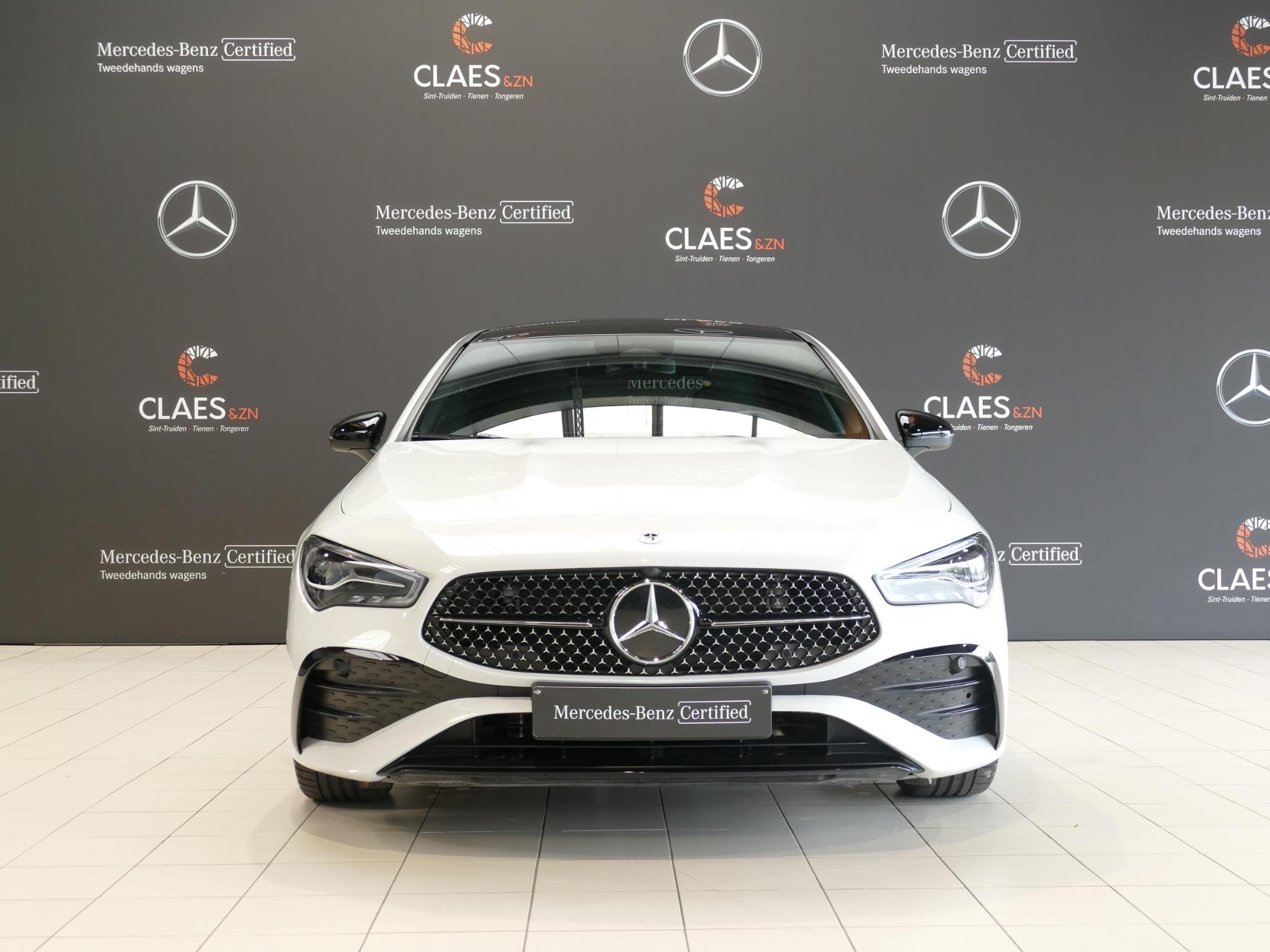 Mercedes-Benz CLA-klasse 180 AMG Line DOS 203, Auto's, Stof, Gebruikt, 4 cilinders, 136 pk