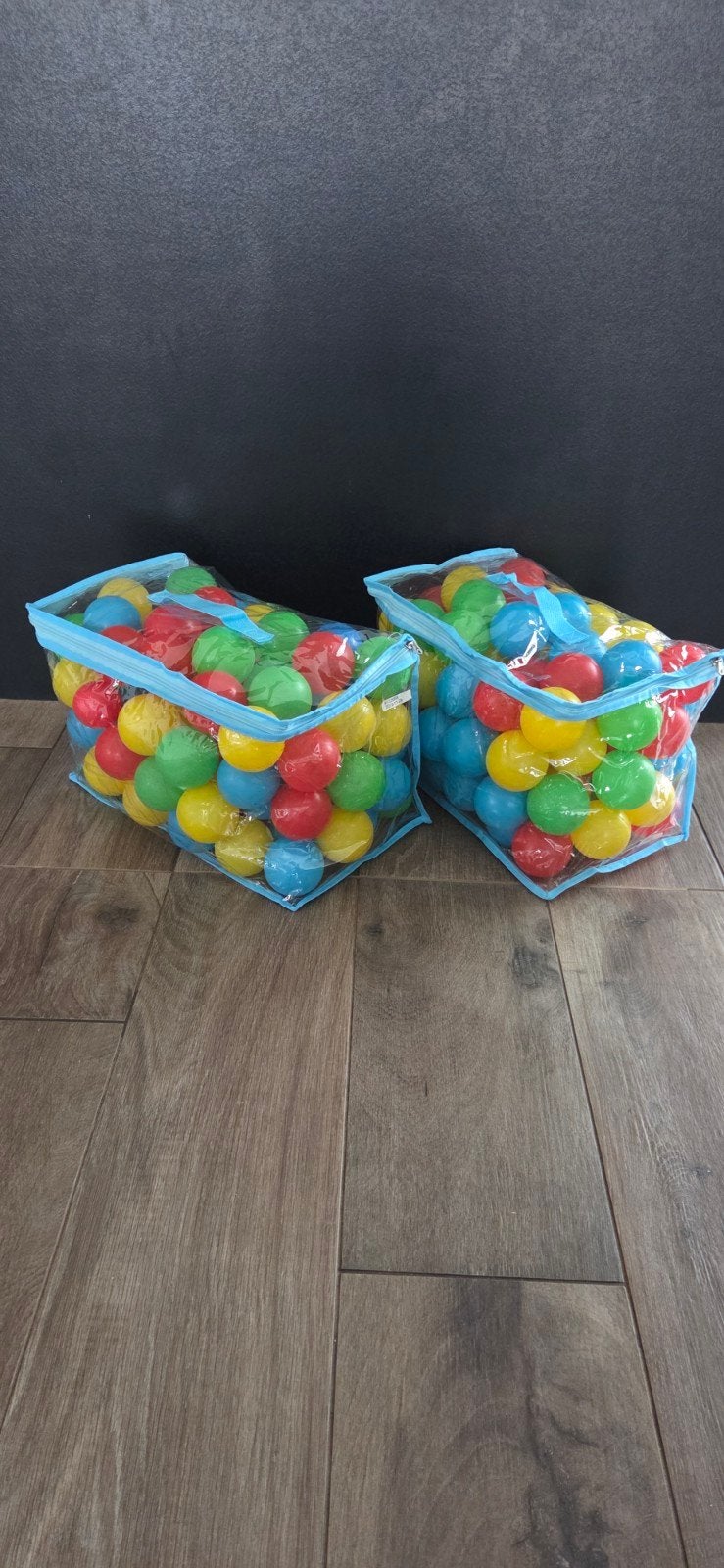 Gekleurde ballen, Ophalen