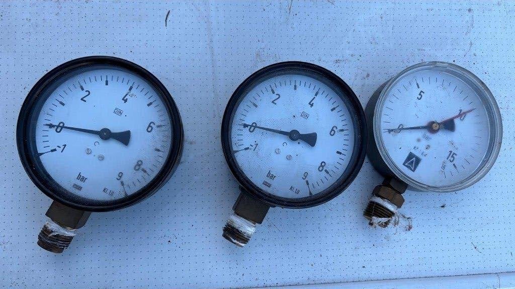 3 manometers drukmeters 10 en 25 bar, Doe-het-zelf en Bouw, Ophalen, Gebruikt