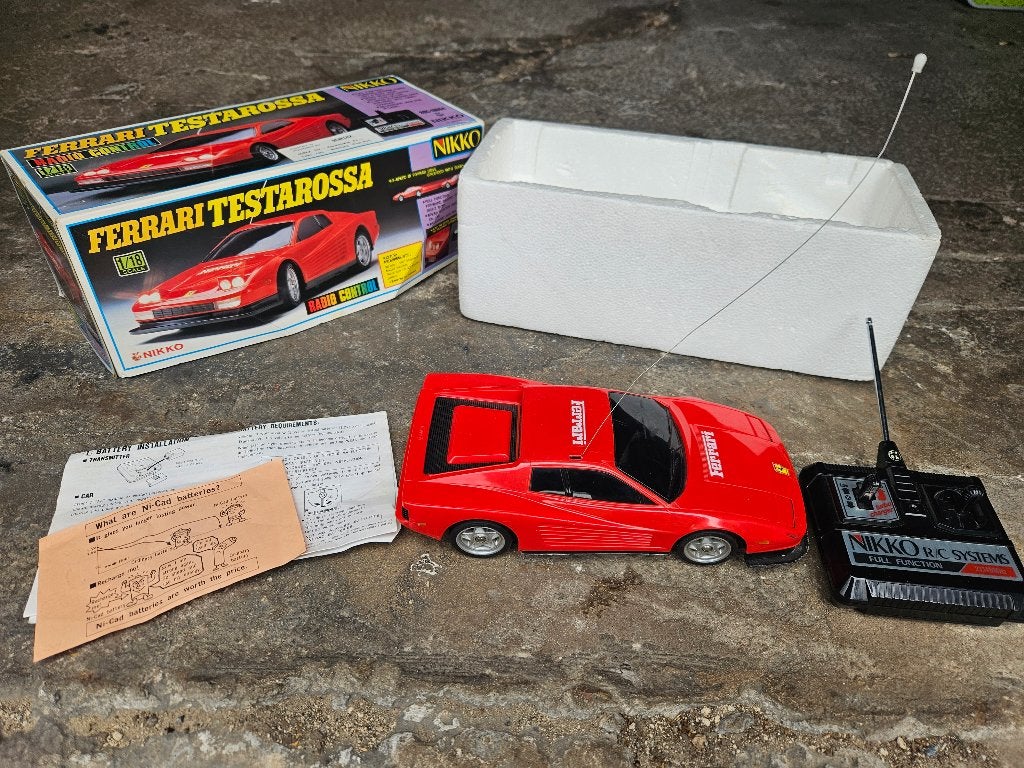 Nikko ferrari testarossa, Hobby & Loisirs créatifs, Modélisme | Radiocommandé & Téléguidé | Voitures, Autres échelles, Enlèvement ou Envoi