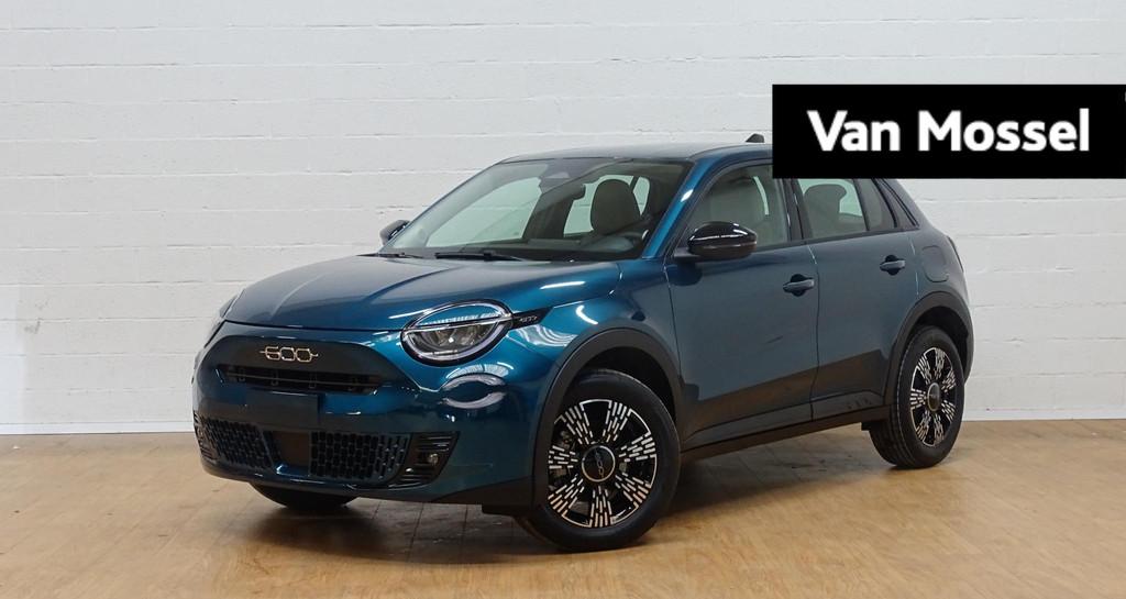 Fiat 600 1.2 Hybrid 145cv DCT Icon, Auto's, Stof, 620 kg, 5 zetels, 5 deurs
