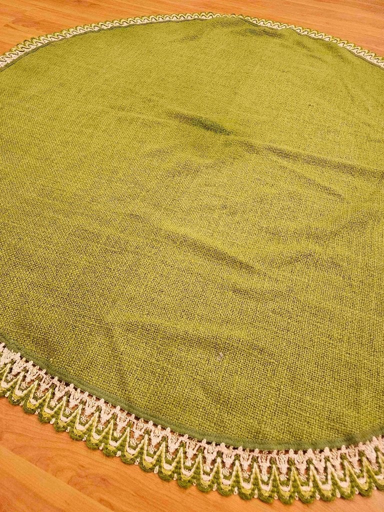 Nappe ronde verte 140/140, Maison & Meubles, Nappes, Utilisé, Autour de, Nappe, Vert, Laine, Enlèvement ou Envoi