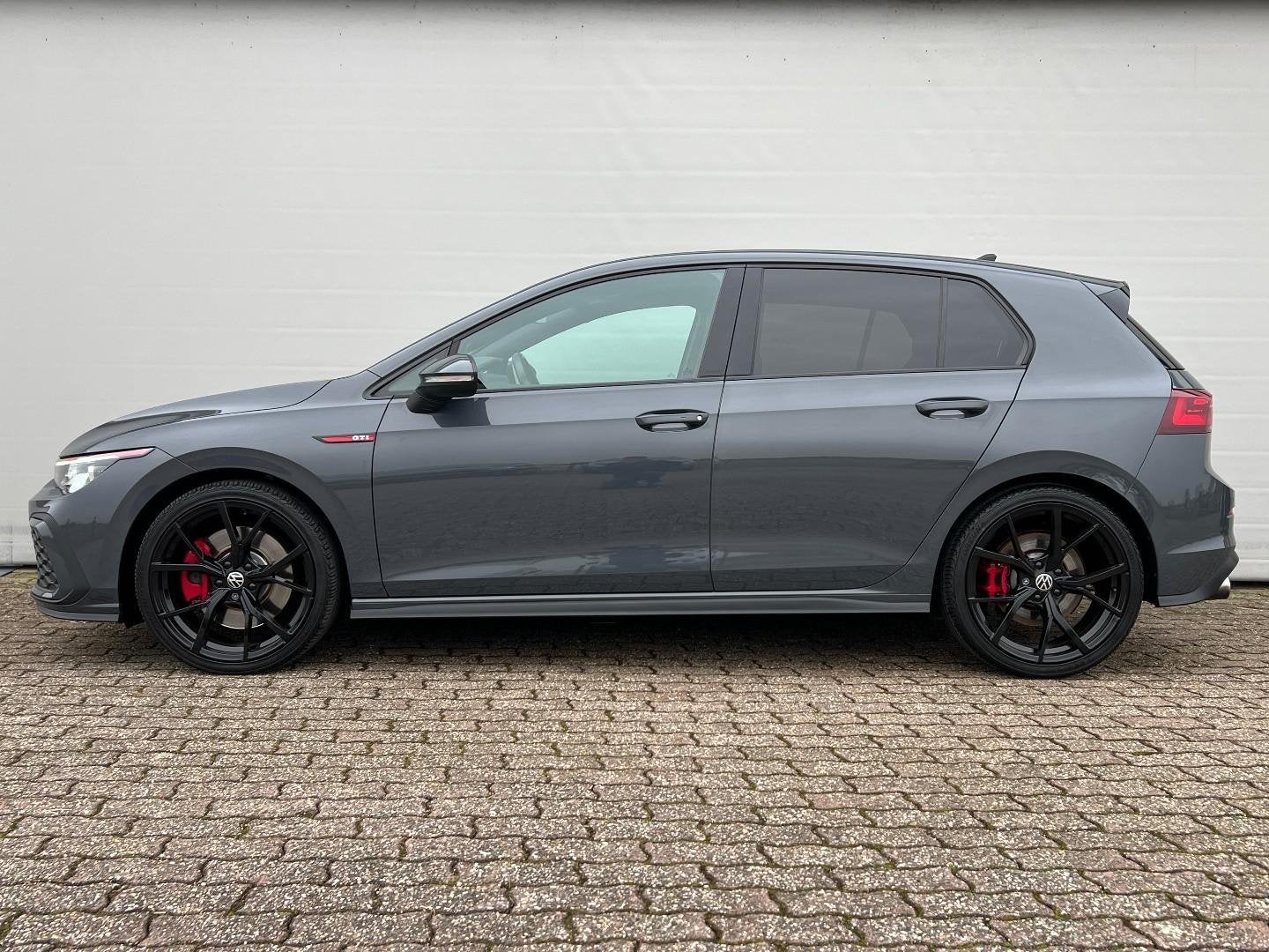 Volkswagen Golf 2.0 GTI 245 PK | Keyless | HUD | IQ. Light |, Automaat, 4 cilinders, Alcantara, Bedrijf