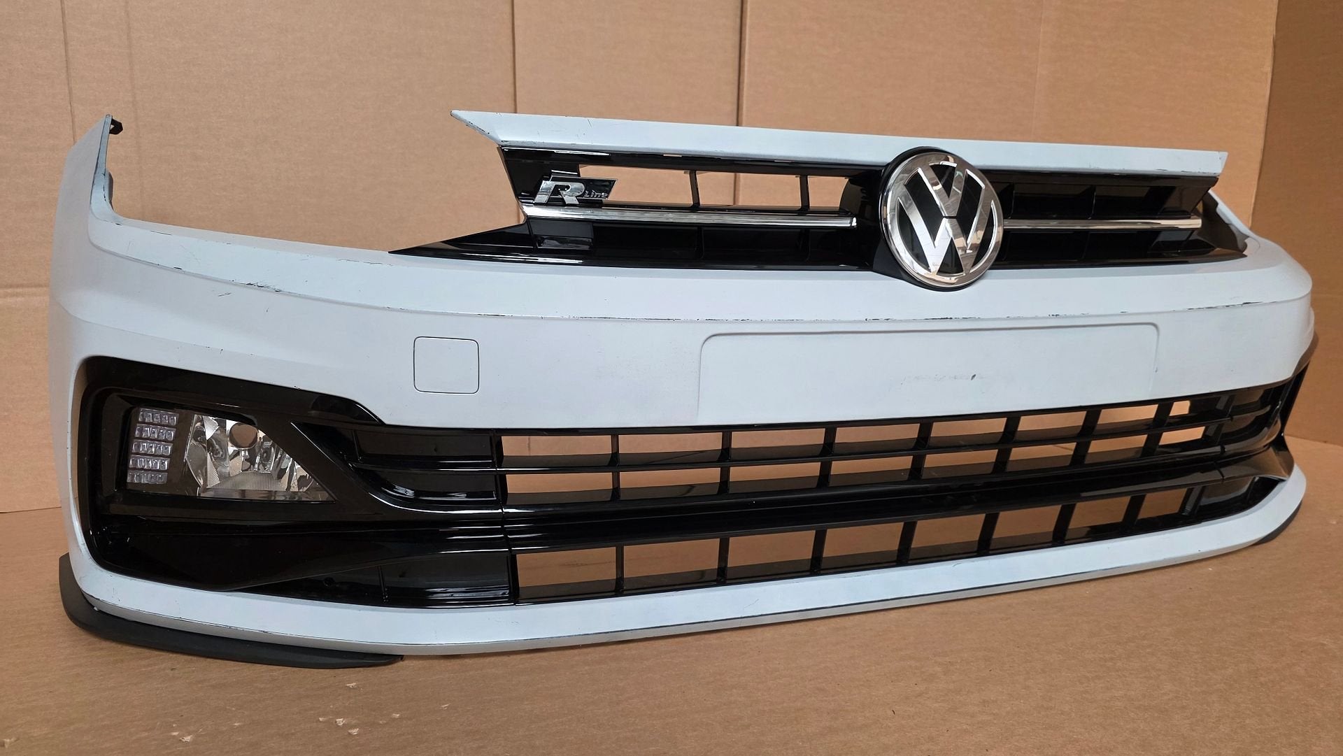 Voorbumper VW Polo 2G AW R-line bj.2018-2022 ZONDER PDC, Volkswagen, -, Origine de la pièce connue, Utilisé