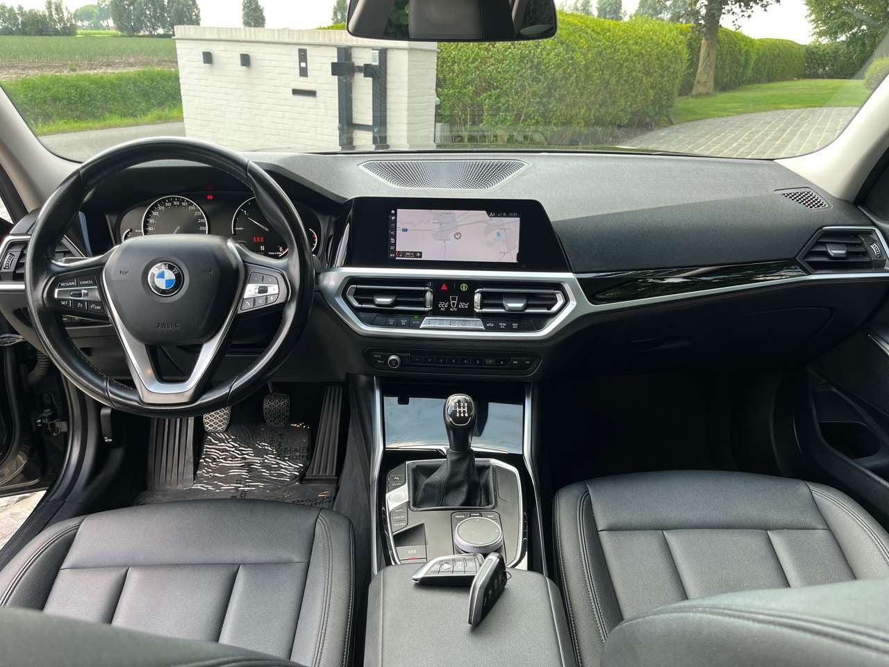 BMW 318 d Touring AdBlue/Leder/Camera/Carplay/Clima/Cruise., Autos, BMW, 116 g/km, Achat, 5 portes, Détection des panneaux routiers