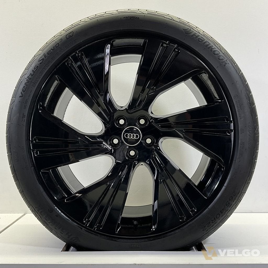 NIEUW AUDI Q8 ETRON SET VELGEN + ZOMERBANDEN 22 INCH, Auto-onderdelen, Gebruikt, -, 285 mm, -