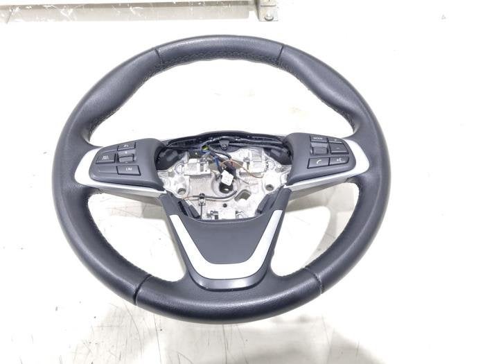Volant d'un BMW 2-Serie, Autos : Pièces & Accessoires, Commande, BMW, Utilisé, 3 mois de garantie, Enlèvement ou Envoi
