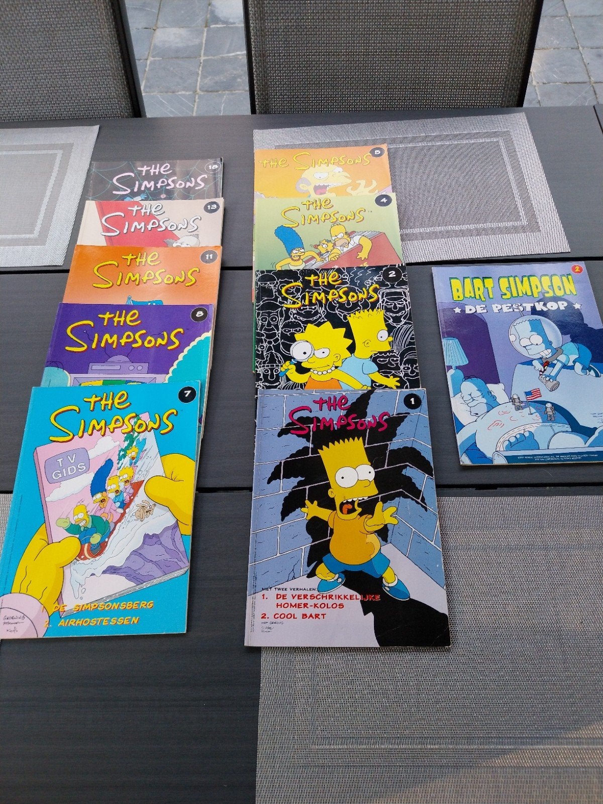 10 strips the Simpsons.   €1.00, Meerdere comics, Ophalen, Zo goed als nieuw