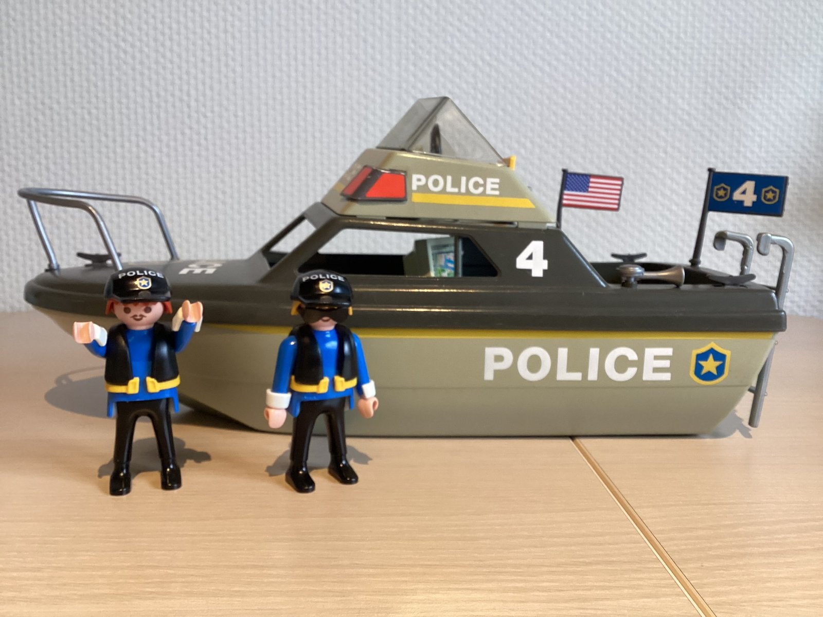 Playmobil 5786 Politieboot met 2 politieagenten, Enlèvement ou Envoi, Utilisé