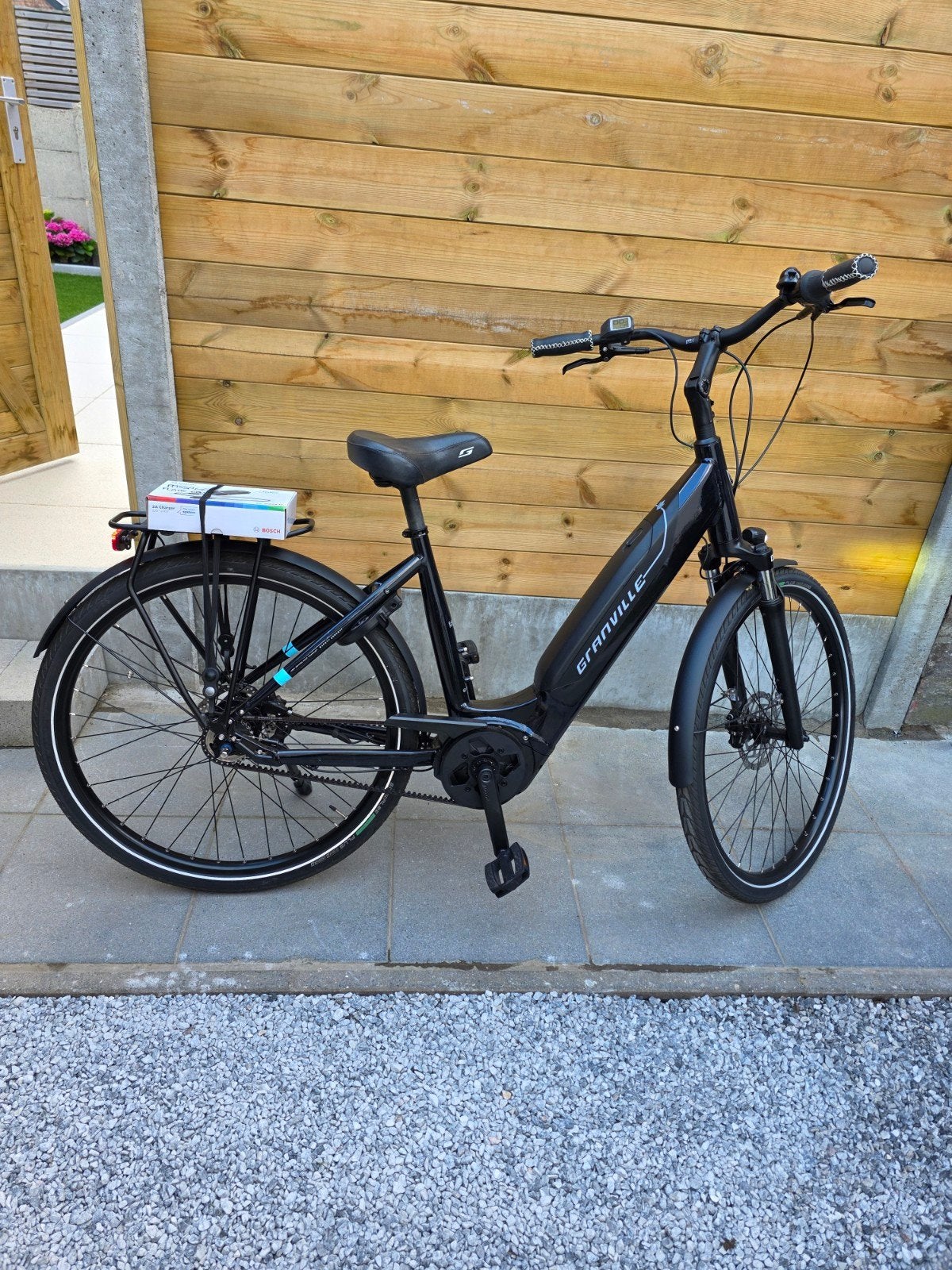 Nieuwe dames fiets Bosch performance Riemaandrijving 500wh, Fietsen en Brommers, 47 tot 51 cm, Ophalen of Verzenden, Zo goed als nieuw