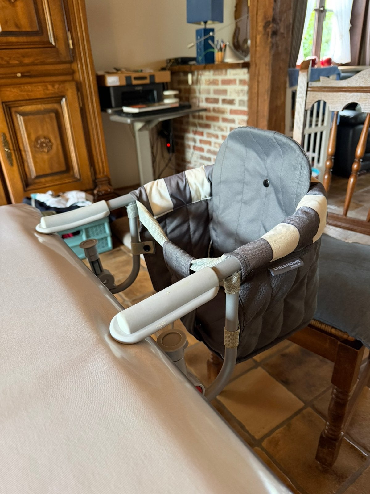 Hangstoeltje tafel, Ophalen, Zo goed als nieuw