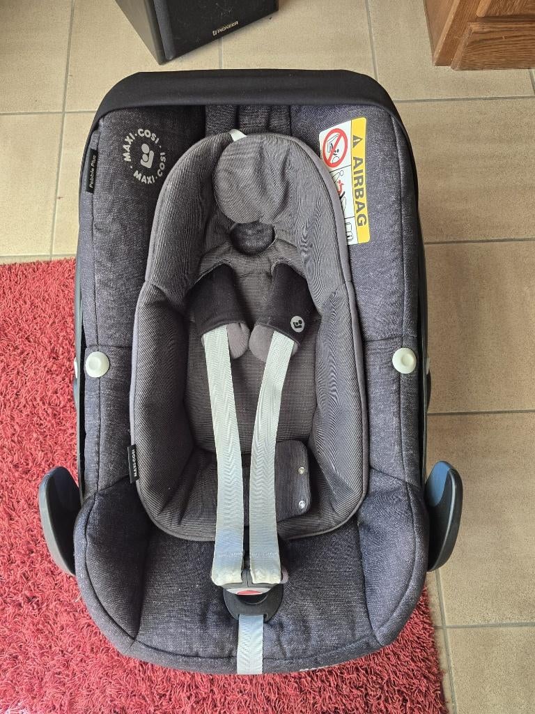 Maxi Cosi Pebble Plus jusqu'à 12 kg - 1 enfant, Enfants & Bébés, Autres marques, Comme neuf, Ceinture de sécurité ou Isofix, 0 à 13 kg