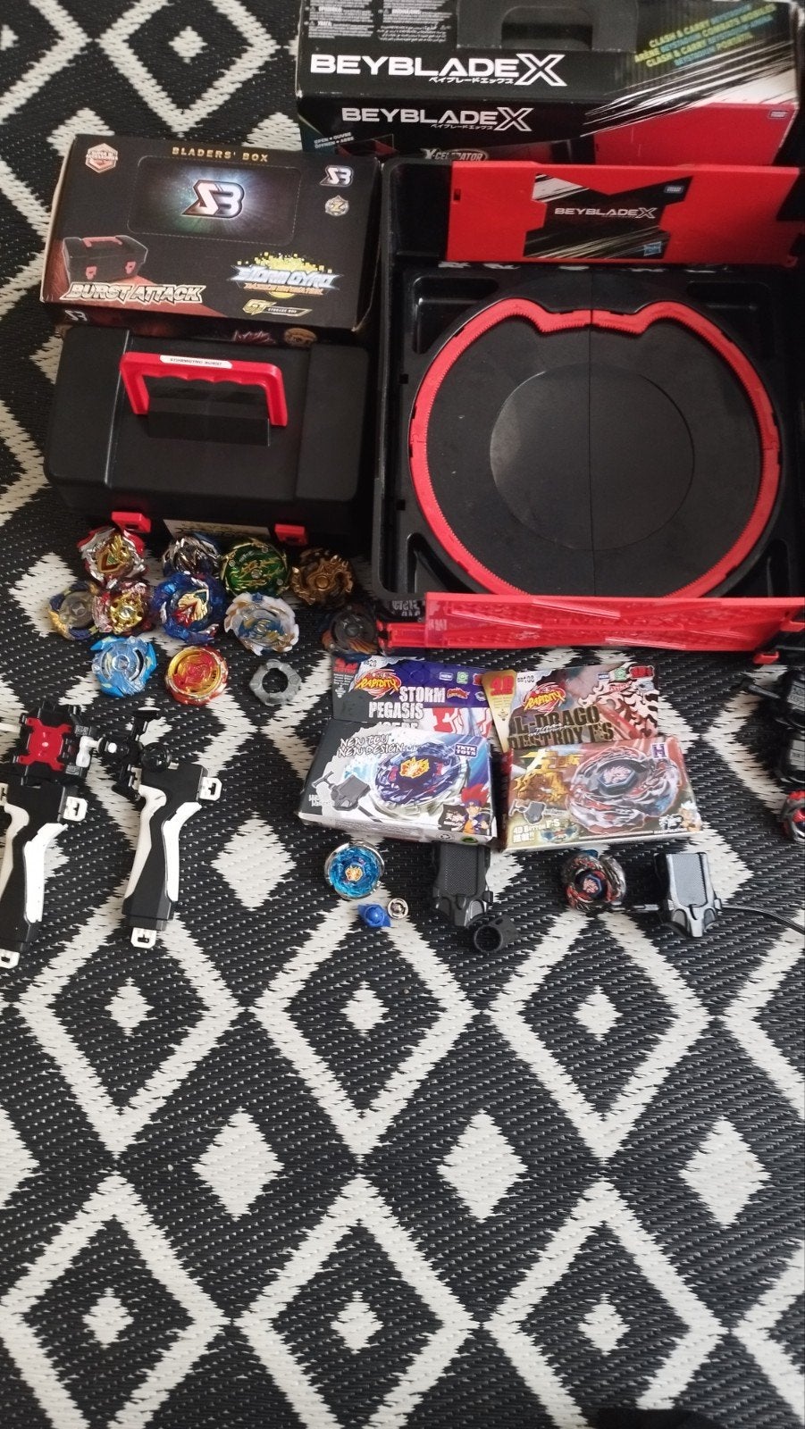 Beyblades en arenas, Games en Spelcomputers, Spelcomputers | Overige, Ophalen