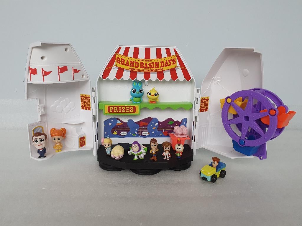 Toy Story: Minis Buzz Lightyear's Star Adventurer + figuren, Ophalen of Verzenden, Gebruikt, Beeldje of Figuurtje