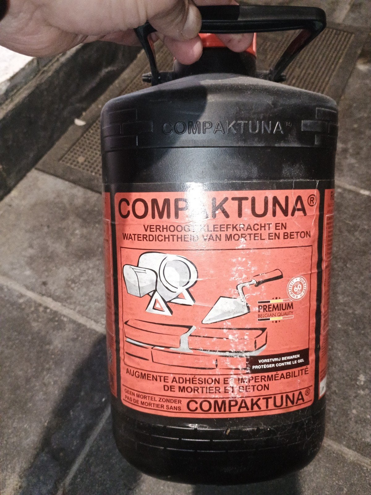 Compaktuna 5L, Neuf