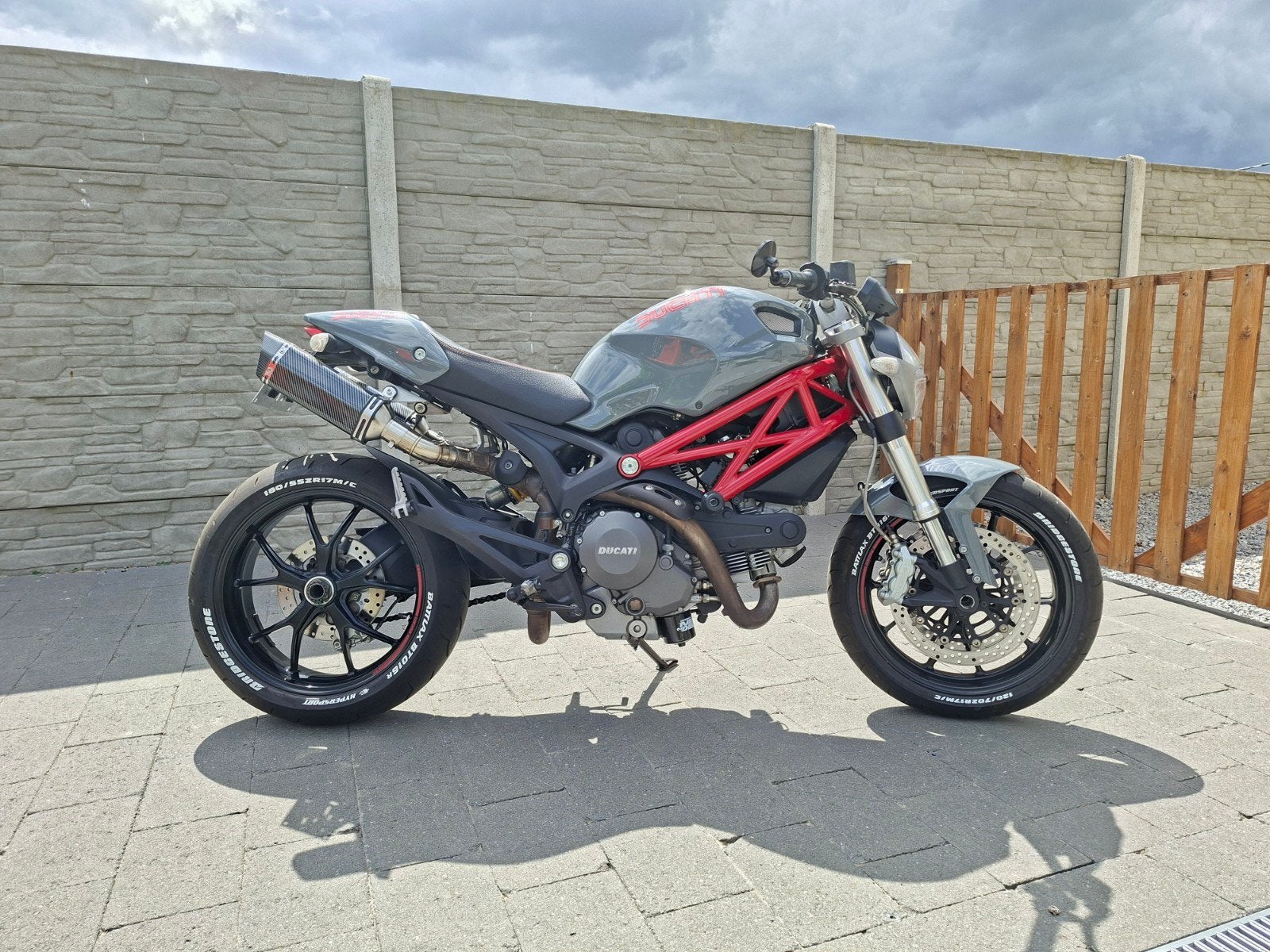 ducati monster 796 in top staat, Motoren, 2 cilinders, Sportuitlaat, Motorrijbewijs A, Particulier