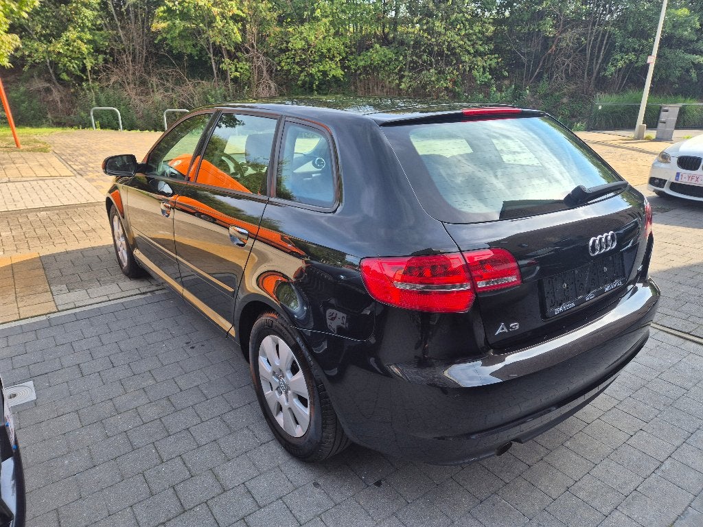 Audi A3 1.6Tdi Eu5 2011 1ste eig. 88.000kms AC Navi Leder, Voorwielaandrijving, Zwart, 4 cilinders, Zwart