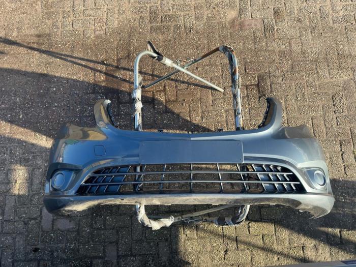 Voorbumper van een Mercedes Vito, Gebruikt, -, Ophalen of Verzenden, Bumper