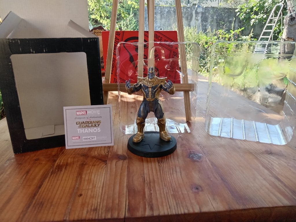 Figurine Thanos Marvel Movie Avec boîte et certificat, Collections, Envoi, Comme neuf, Fantasy