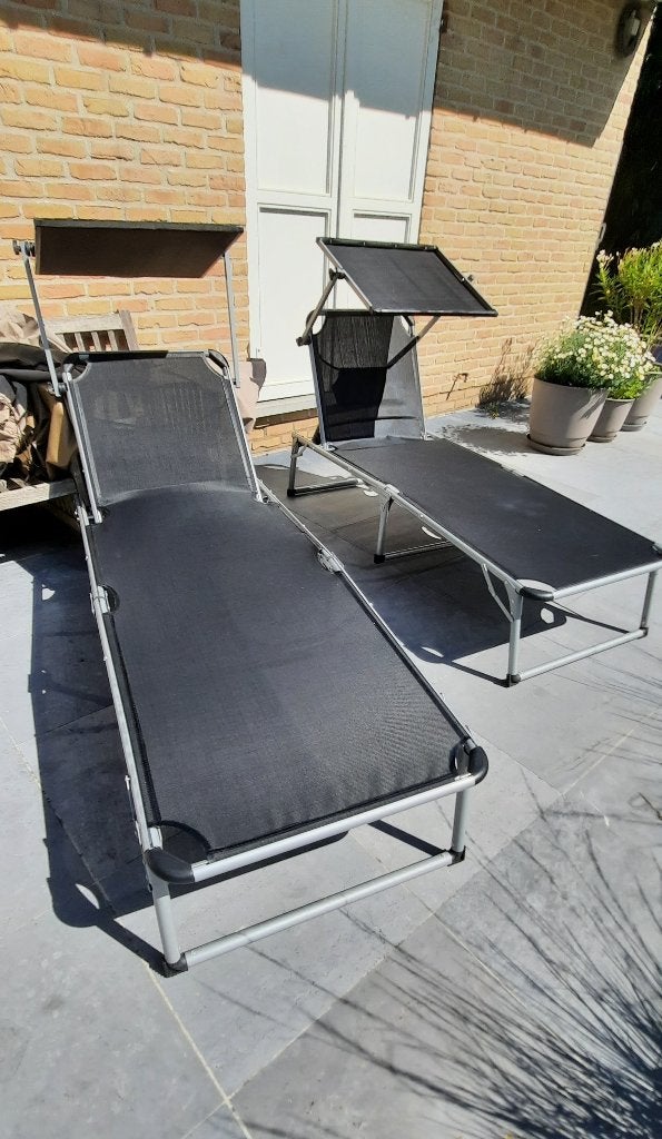 Leuke ligzetels 2 stuks bijna niet gebruikt, Tuin en Terras, Ligbedden, Ophalen, Zo goed als nieuw, Kunststof, Inklapbaar