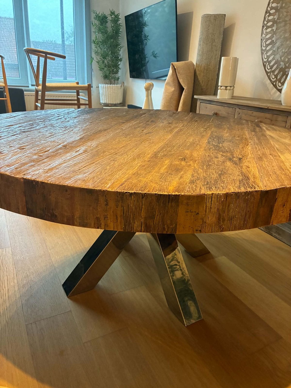 Tabla a manger meuble planet 6 personnes bois massif, Huis en Inrichting, Ophalen, Rond, Zo goed als nieuw, Vijf personen of meer