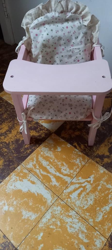 Chaise pour poupée, Enlèvement ou Envoi, Utilisé