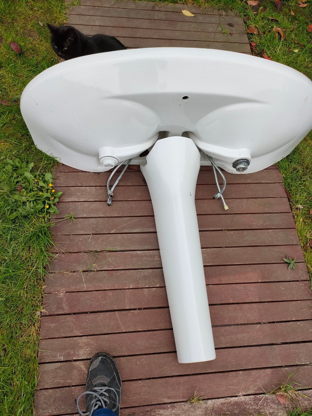 Dubbele lavabo/ wastafel op zuil, Doe-het-zelf en Bouw, Ophalen, Wastafel
