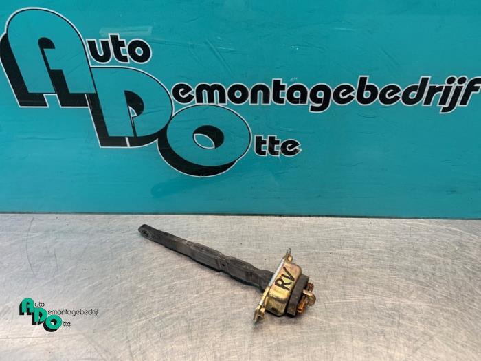 Deurvanger 4Deurs rechts-voor van een Daihatsu Cuore (Cuore, Auto-onderdelen, Gebruikt, Daihatsu, -, -