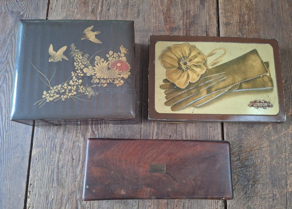 Boîte ancienne vintage, Enlèvement ou Envoi