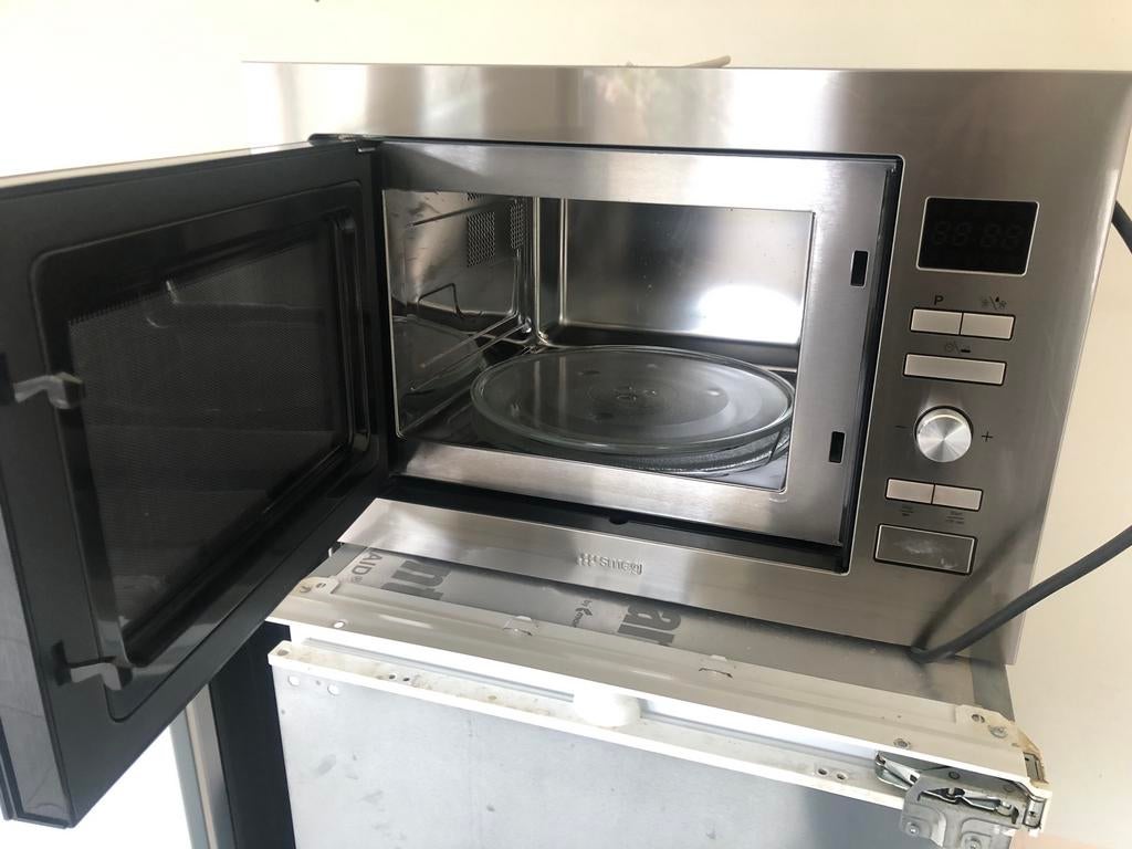 Smeg inbouw microgolfoven, Electroménager, Micro-ondes, Encastré, Enlèvement, Utilisé, 45 à 60 cm