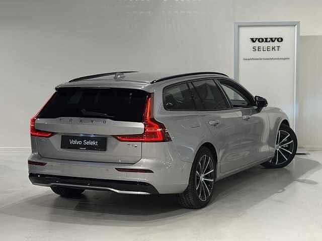 Volvo V60 T6 Recharge Plus dark + electr trekhaak, Automaat, Euro 6, 1969 cc, 18 g/km