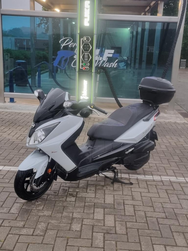 Sym gts 125 i 2019 avec 300 km comme neuf, Enlèvement ou Envoi