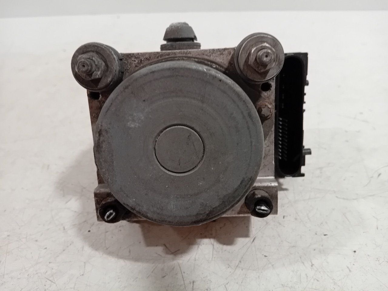 Abs pomp Opel Corsa, Onderdelen@venauto.nl, Van der Ven Autorecycling B.V., Gebruikt, Ettenseweg 76, 4706 PB Roosendaal, The Netherlands