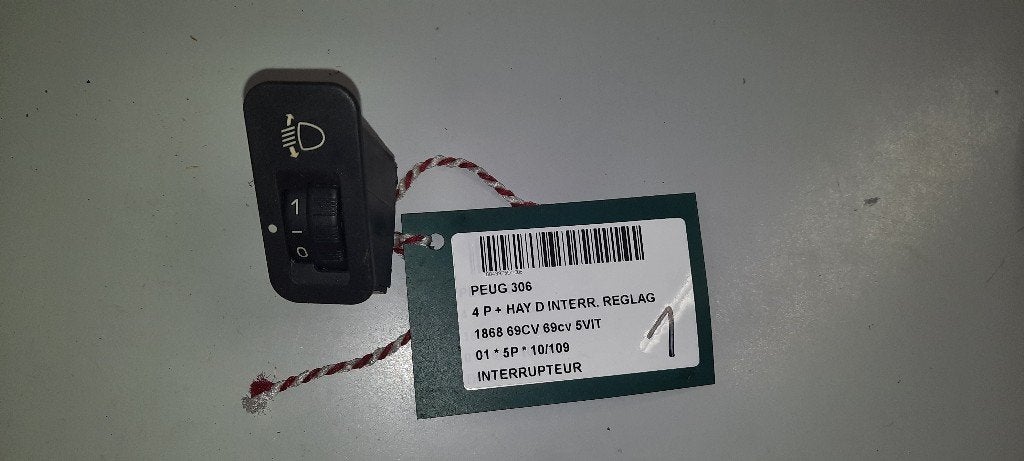 COMMUTATEUR Peugeot 306 (7A / C/S) (01-1993/12-2002), Utilisé, Peugeot