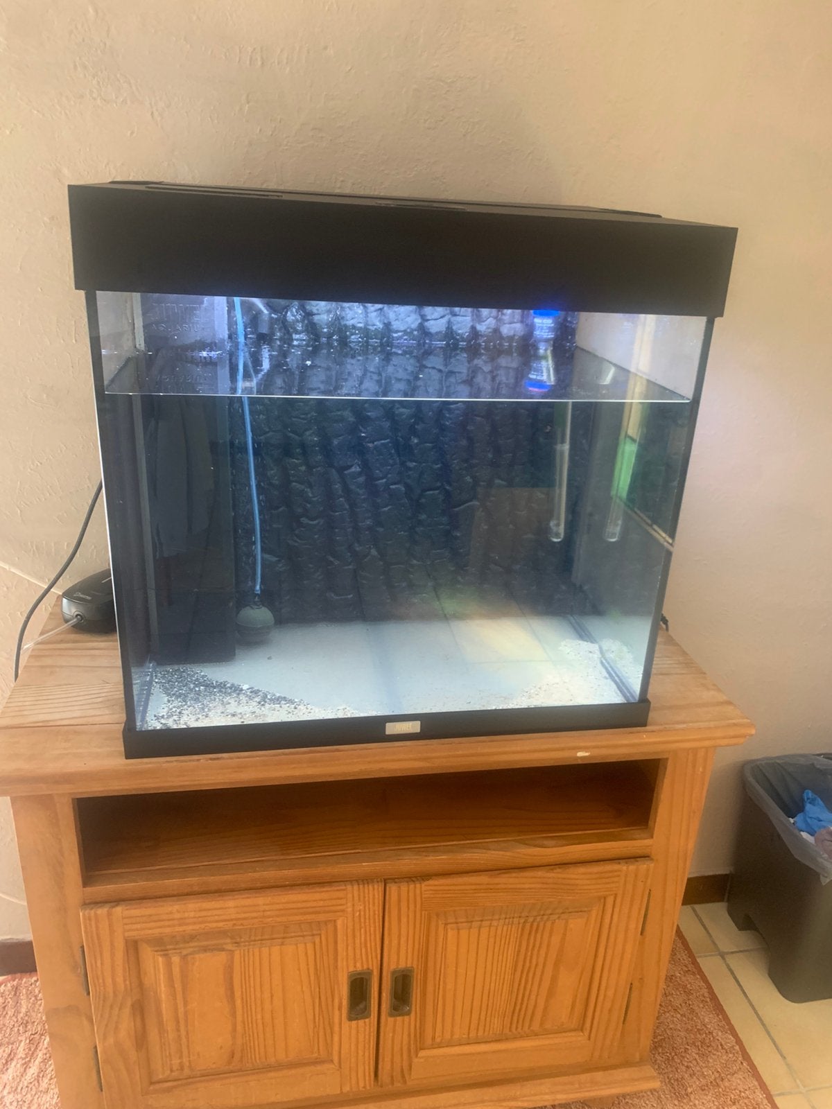 Een aquarium met vissen, Ophalen, Zo goed als nieuw