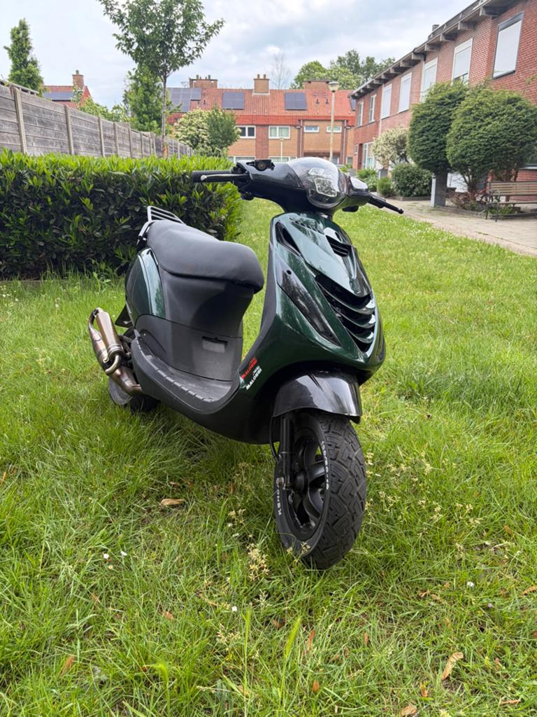 Piaggio zip a klasse “2takt 70 cc”, Vélos & Vélomoteurs, Scooters | Piaggio, Comme neuf, Zip, Enlèvement